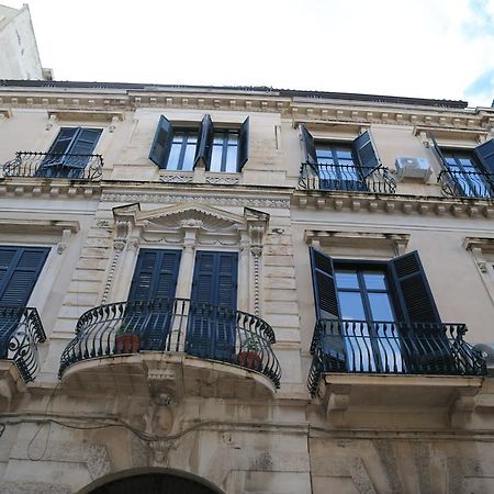 كاتانيا B&B La Vetreria Almaru المظهر الخارجي الصورة