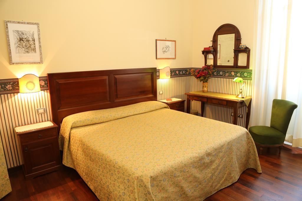 كاتانيا B&B La Vetreria Almaru الغرفة الصورة
